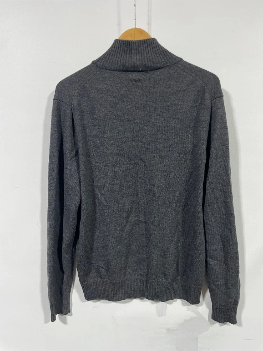 J. Crew 100% merino Men’s Charcoal Gray Full-Zip Ribbed Collar Sweater